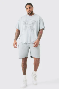 Plus Oversized Heart Breaker Printed T-shirt In Grey | BoohooMAN UK