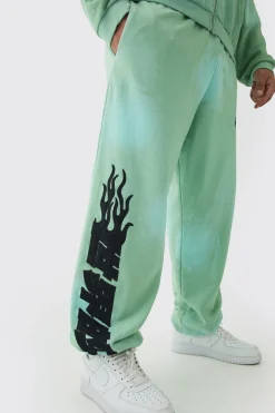 Plus Oversized Heavy Washed Applique Jogger | BoohooMAN UK