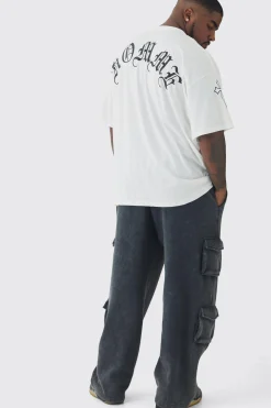 Plus Oversized Homme Print & Cross Embroidered T-Shirt | BoohooMAN UK