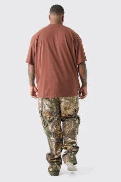 Plus Oversized Homme Skull Graphic T-shirt In Chocolate | BoohooMAN UK