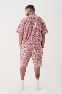 Plus Oversized Jacquard Geo T-shirt | BoohooMAN UK