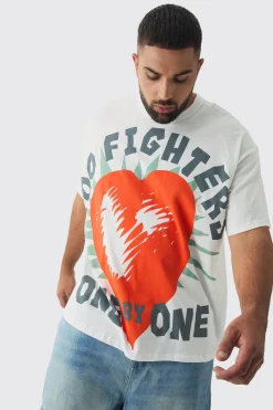 Plus Oversized Large Scale Foo Fighters License T-Shirt | BoohooMAN UK