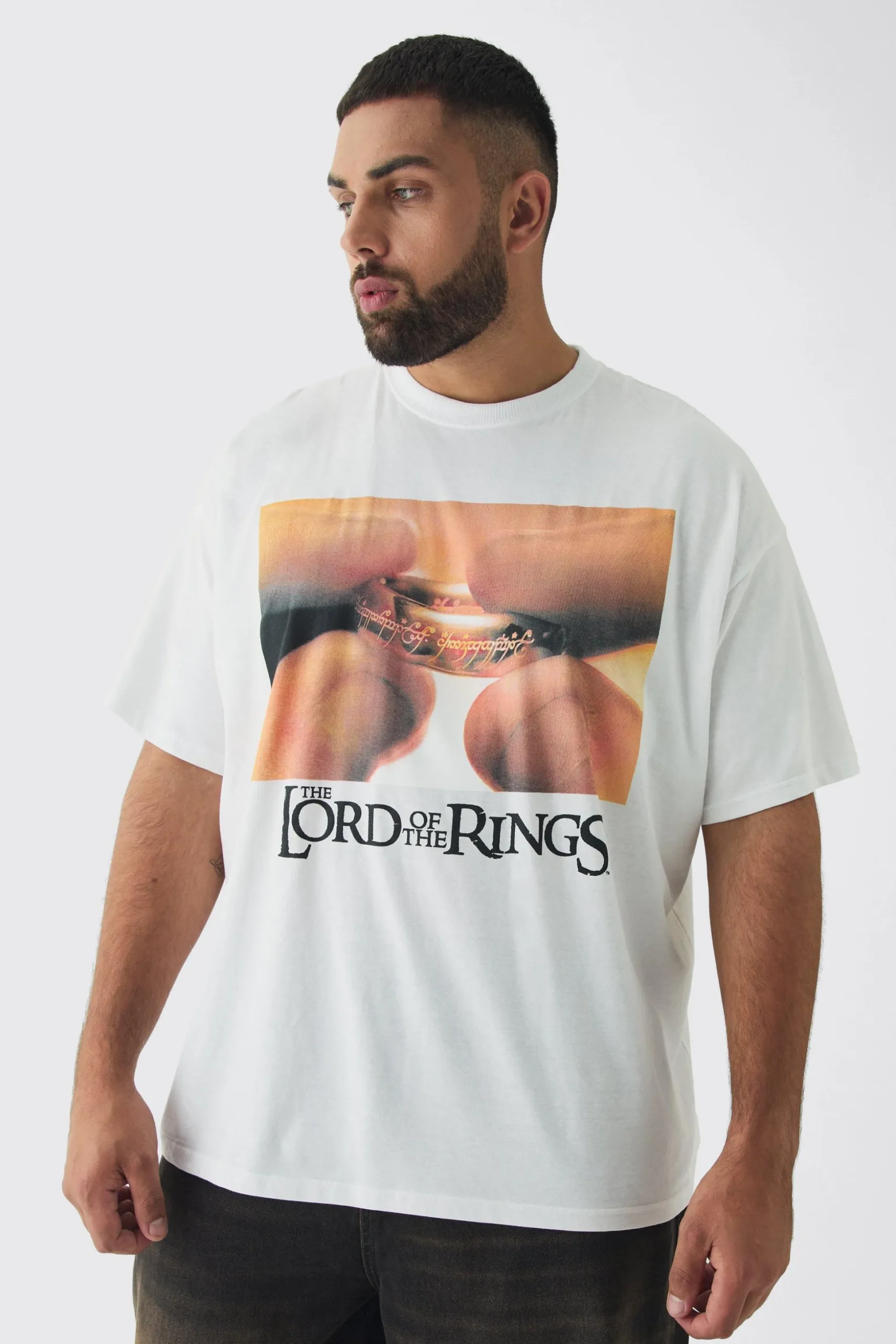 Plus Oversized Lord Of The Rings License Print T-Shirt | BoohooMAN UK