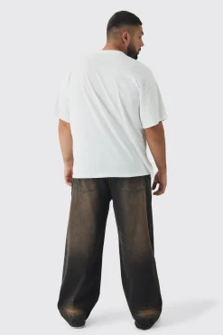 Plus Oversized Lord Of The Rings License Print T-Shirt | BoohooMAN UK
