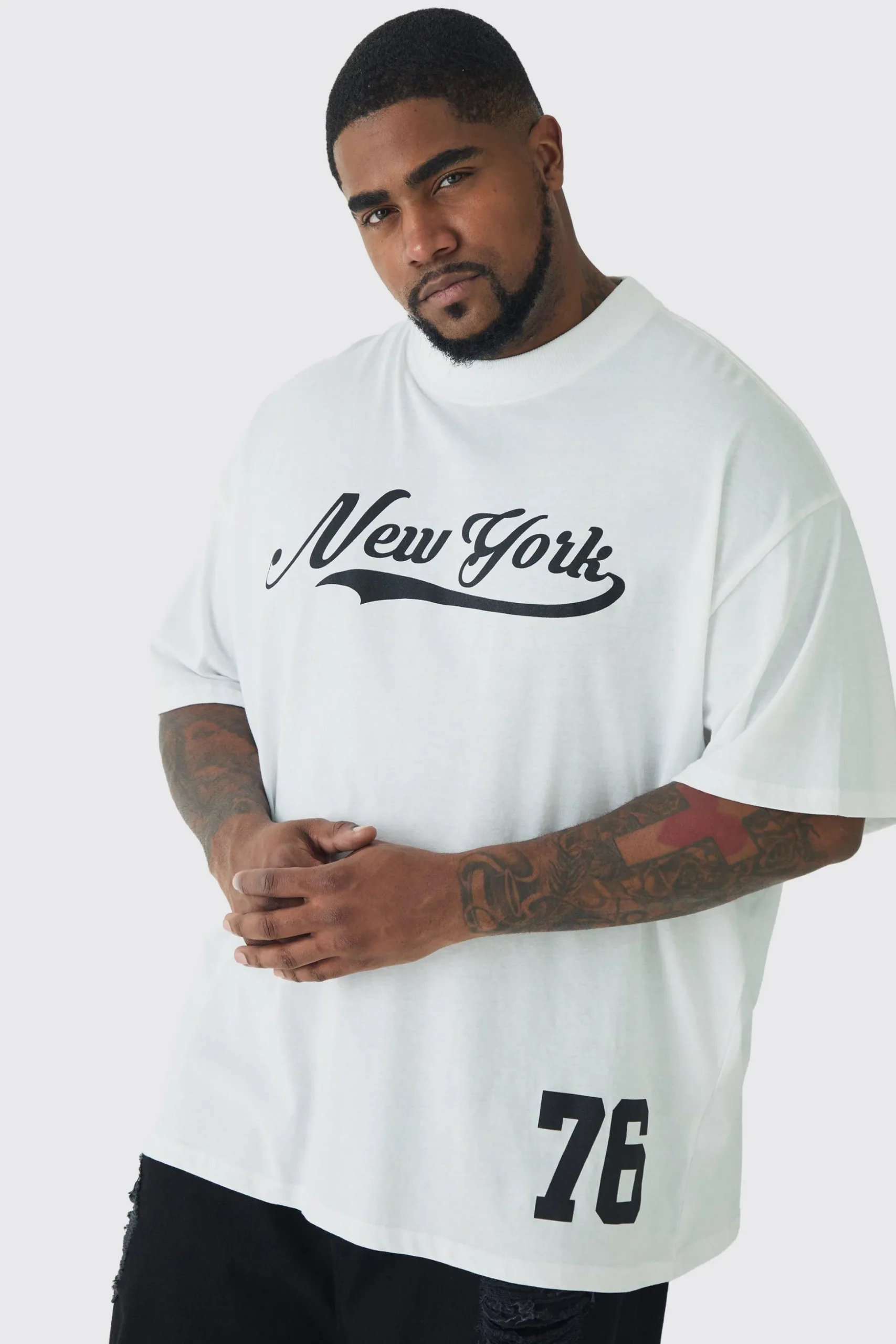 Plus Oversized New York Varsity Print T-shirt | BoohooMAN UK