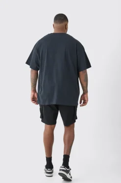 Plus Oversized Nirvana Utero License T-shirt In Black | BoohooMAN UK