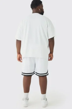 Plus Oversized OFCL Embroidered T-shirt | BoohooMAN UK
