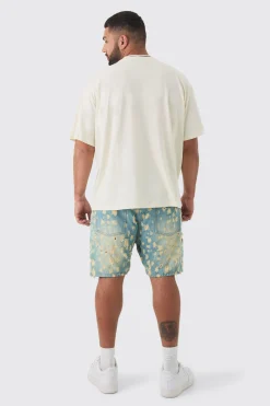 Plus Oversized Official Man Floral Print T-shirt | BoohooMAN UK