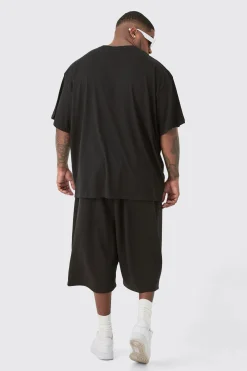 Plus Oversized Official Splice Print T-shirt In Black | BoohooMAN UK