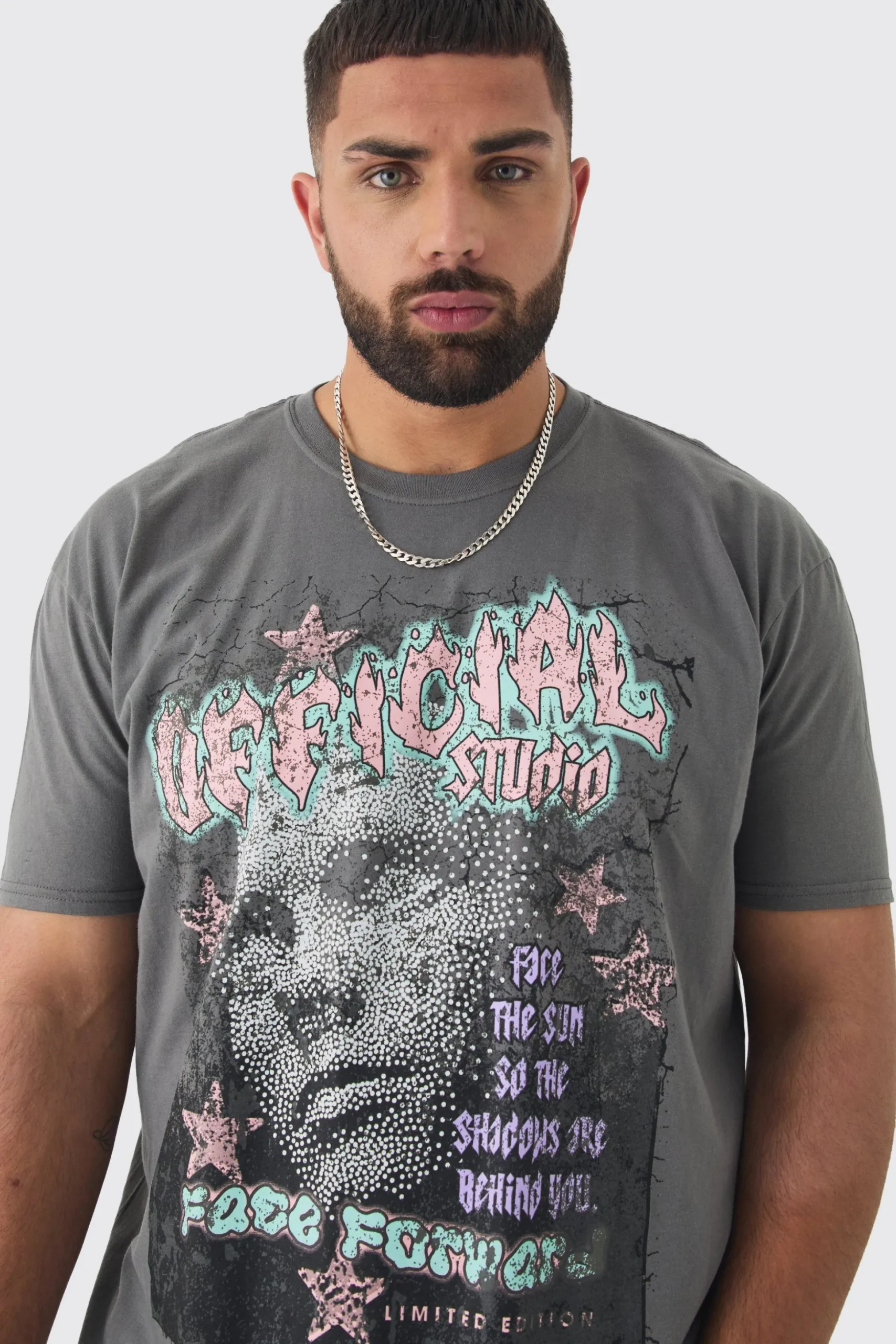Plus Oversized Overdyed Official Face Graphic T-shirt | BoohooMAN UK