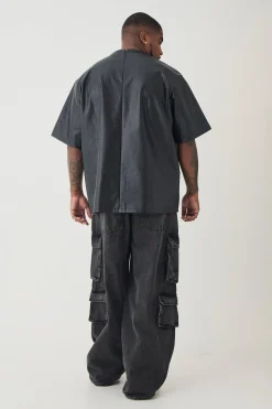 Plus Oversized Pu T-shirt | BoohooMAN UK