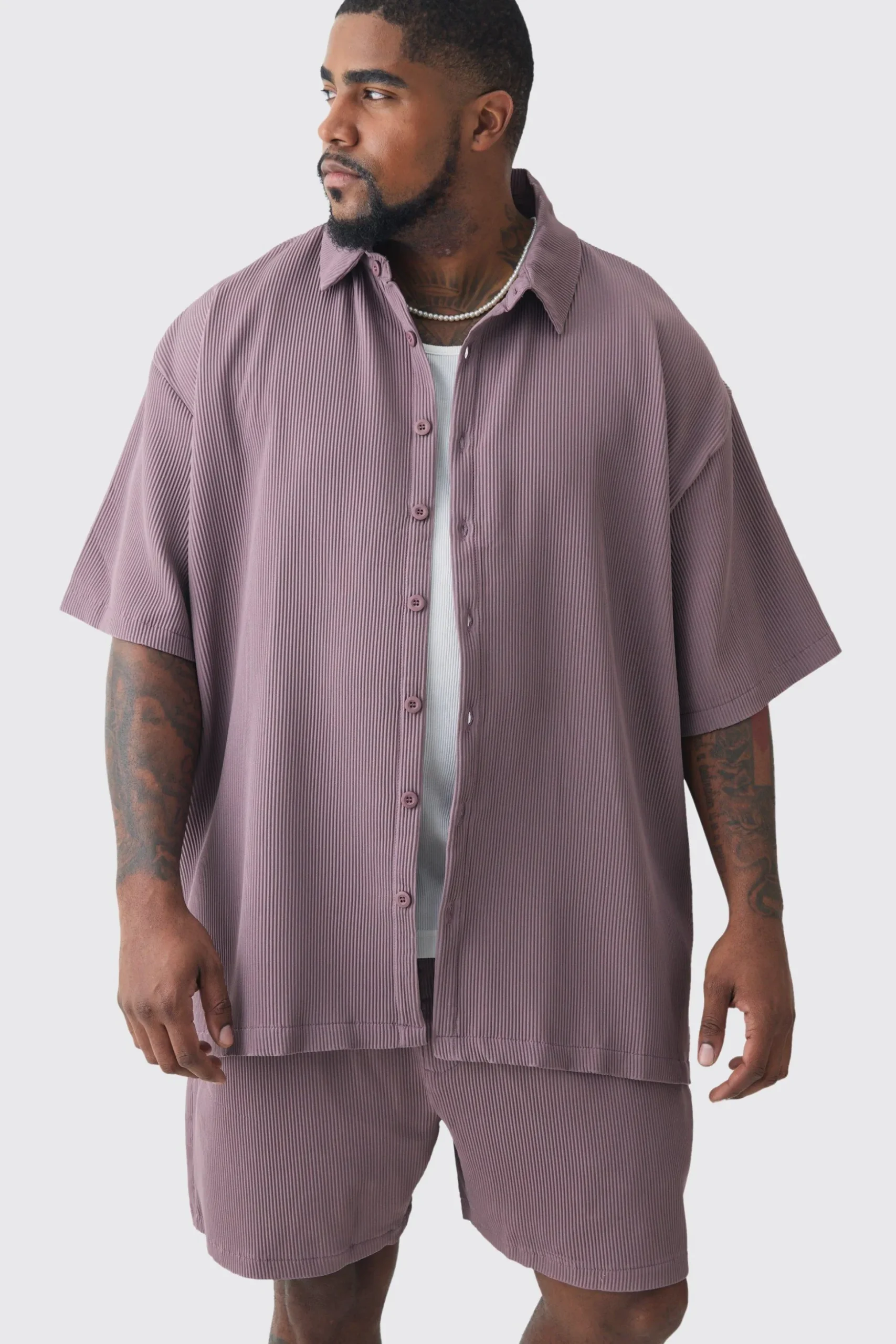 Plus Oversized Short Sleeve Pleated Shirt & Short Set In Mauve | BoohooMAN UK