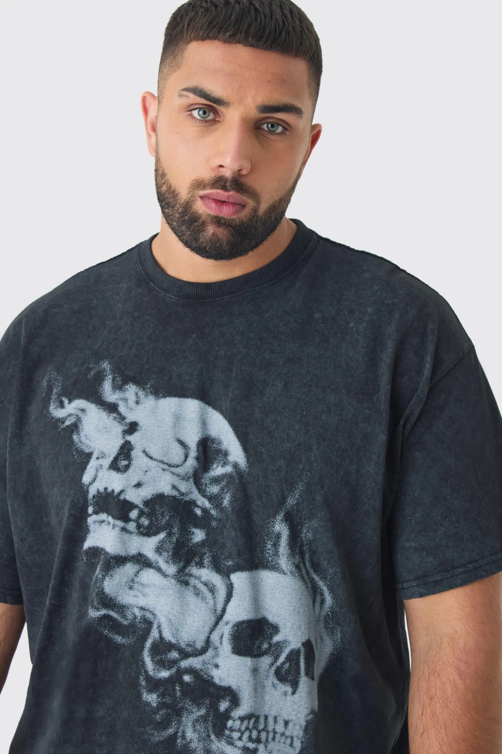 Plus Oversized Skull Acid Wash T-Shirt | BoohooMAN UK