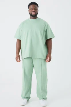 Plus Oversized T-shirt & Relaxed Jogger Interlock Set | BoohooMAN UK