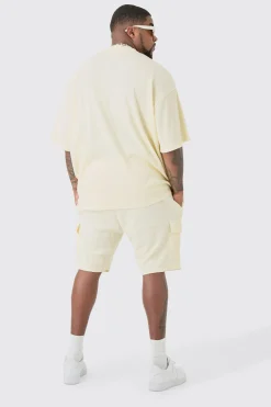 Plus Oversized Waffle T-shirt & Cargo Short Set | BoohooMAN UK