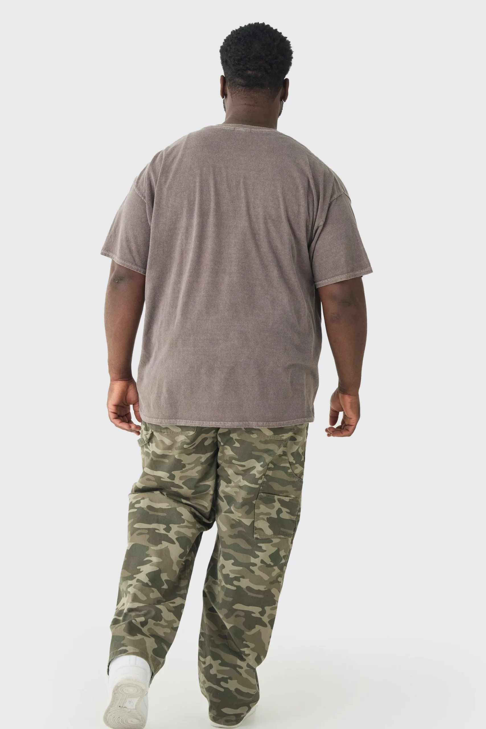 Plus Oversized Washed Wyoming Print T-shirt | BoohooMAN UK