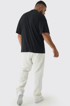 Plus Oversized Worldwide Express Print T-Shirt | BoohooMAN UK