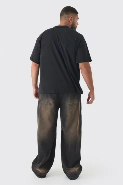 Plus Oversized Wu-Tang Over Seams License Print T-Shirt | BoohooMAN UK