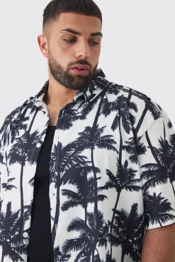 Plus Palm Printed Oversized Short Sleeve Pleated Shirt & Short Set | BoohooMAN UK