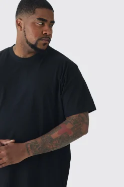 Plus Pokemon Charizard License Back Print T-shirt | BoohooMAN UK