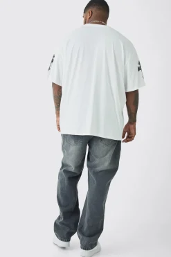 Plus Pour Homme Cross Printed T-shirt In White | BoohooMAN UK