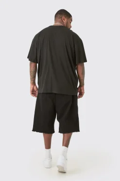 Plus Regular Fit Embellished Cross T-Shirt | BoohooMAN UK
