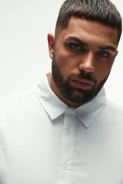 Plus Regular Fit Oxford Shirt In White | BoohooMAN UK