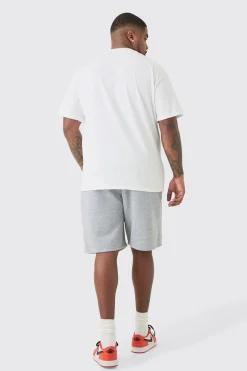 Plus Relaxed Gothic Man Graffiti Spray Short | BoohooMAN UK