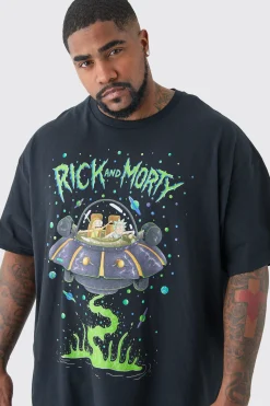Plus Rick And Morty License T-shirt In Black | BoohooMAN UK