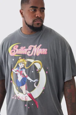 Plus Sailor Moon Licence Washed T-shirt In Grey | BoohooMAN UK