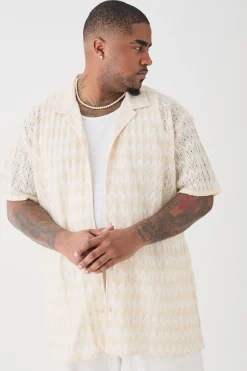 Plus Short Sleeve Oversized Revere Abstract Open Weave Shirt | BoohooMAN UK