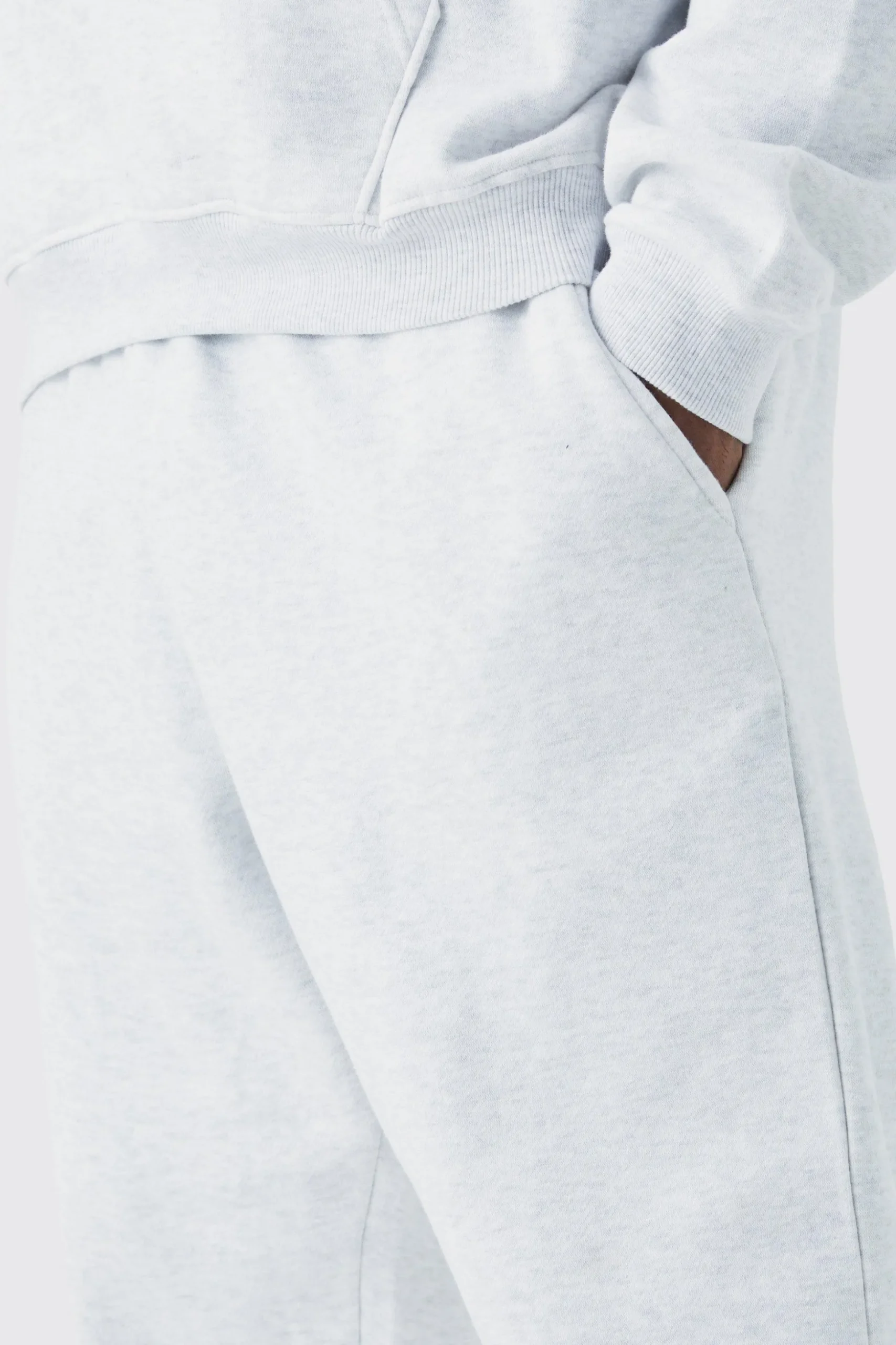 Plus Slim Fit Basic Jogger | BoohooMAN UK