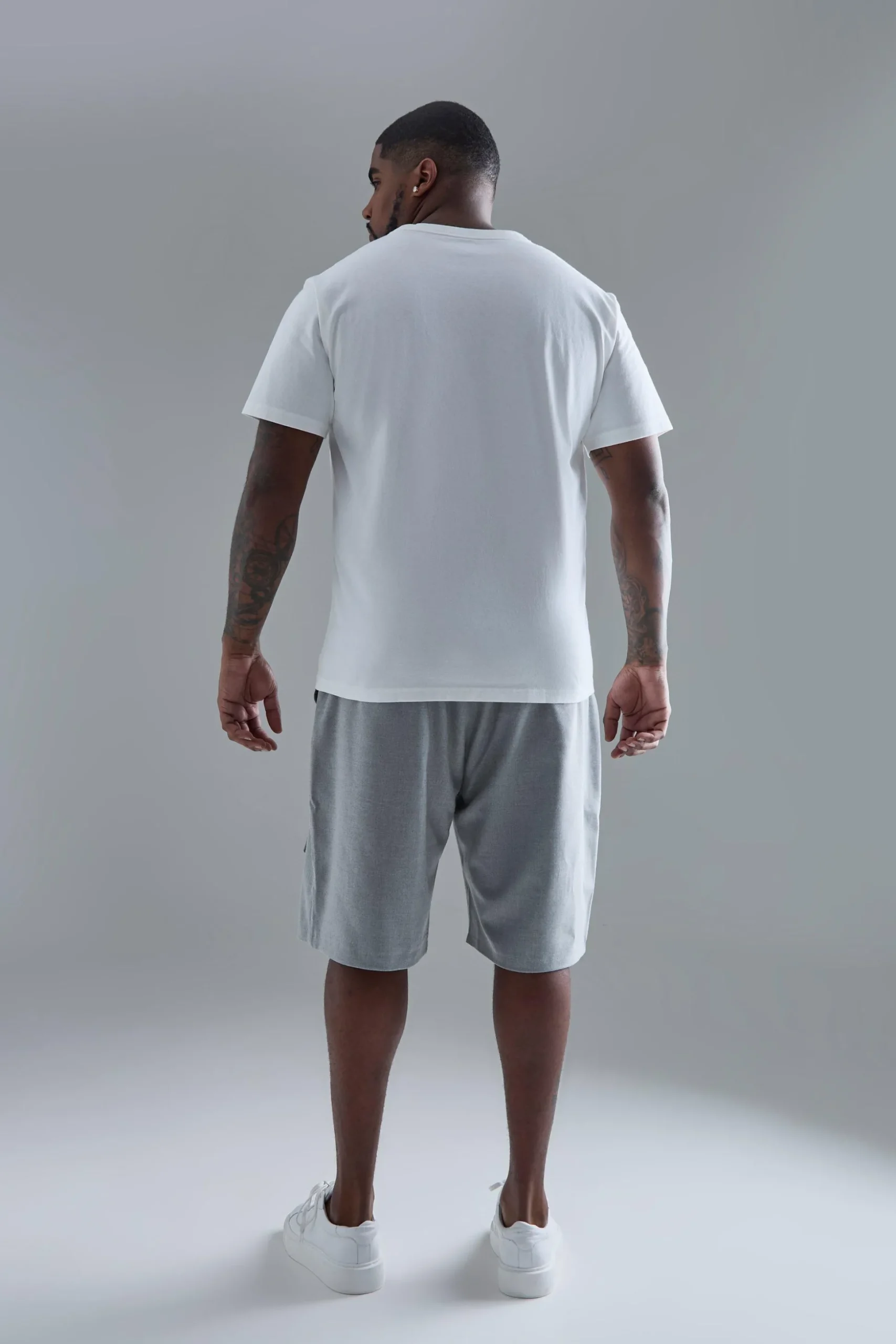 Plus Tailored Drop Cargo Shorts | BoohooMAN UK