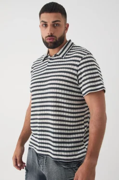 Plus Textured Stripe Polo | BoohooMAN UK