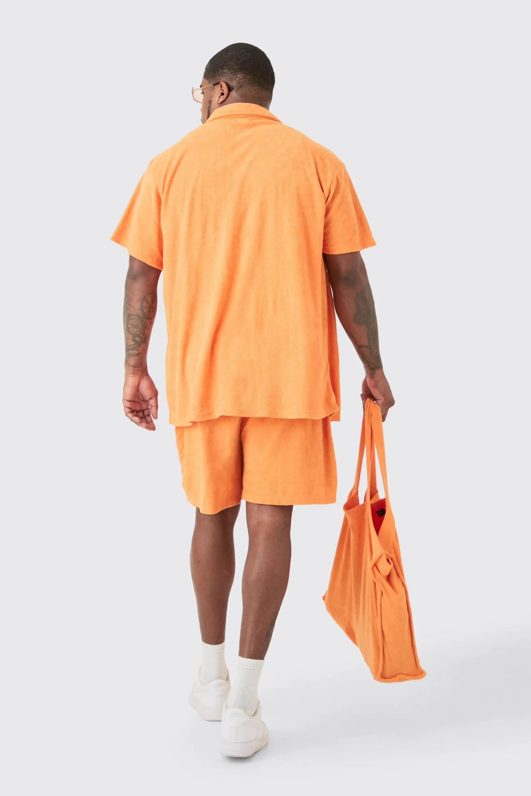 Plus Towelling Shirt & Short Set With Tote Bag | BoohooMAN UK