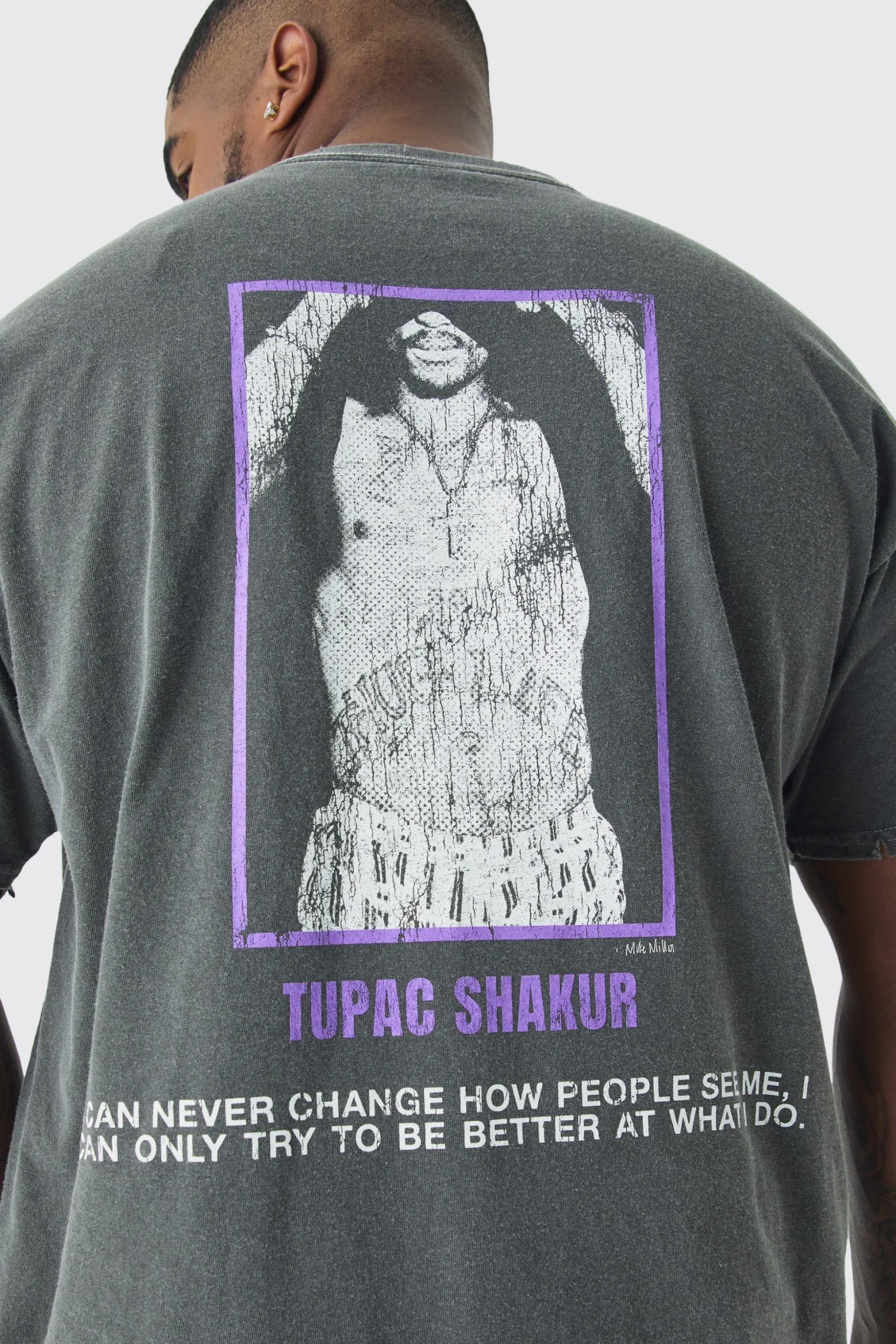 Plus Tupac Cross Printed License T-shirt In Grey | BoohooMAN UK
