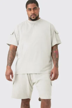 Plus Utility Pocket T-shirt & Cargo Short Set | BoohooMAN UK