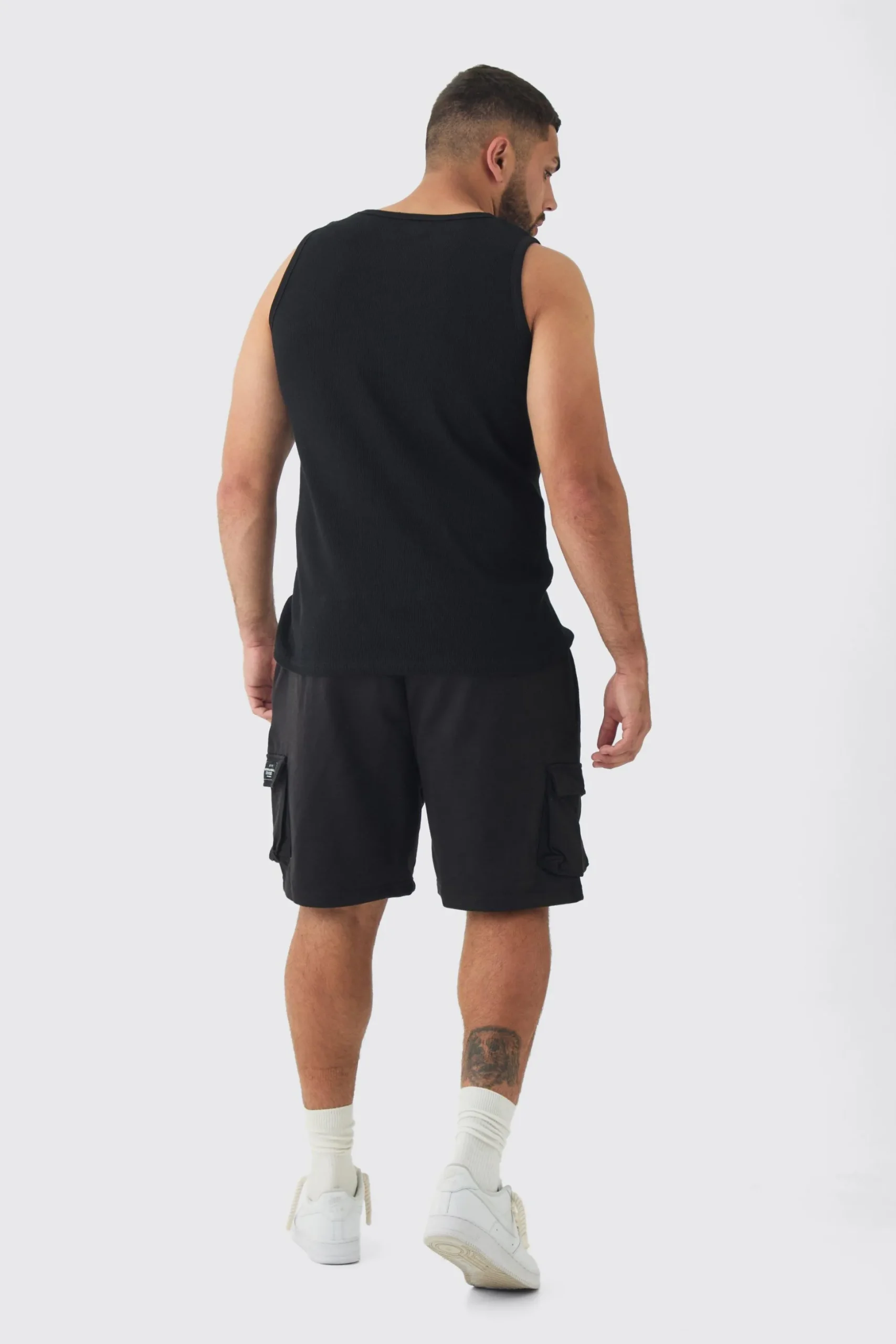 Plus Woven Tab Relaxed Fit Cargo Shorts | BoohooMAN UK