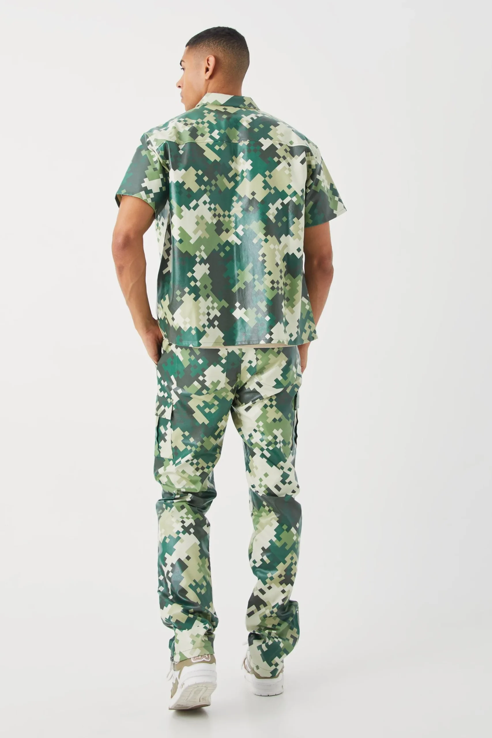 Pu Short Sleeve Boxy Camouflage Shirt | BoohooMAN UK