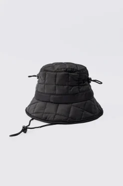 Quilted Nylon Bucket Hat | BoohooMAN UK