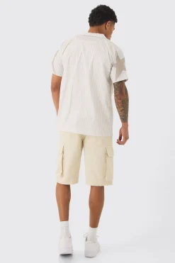 Regular Collared Stripe Graphic Shirt | BoohooMAN UK