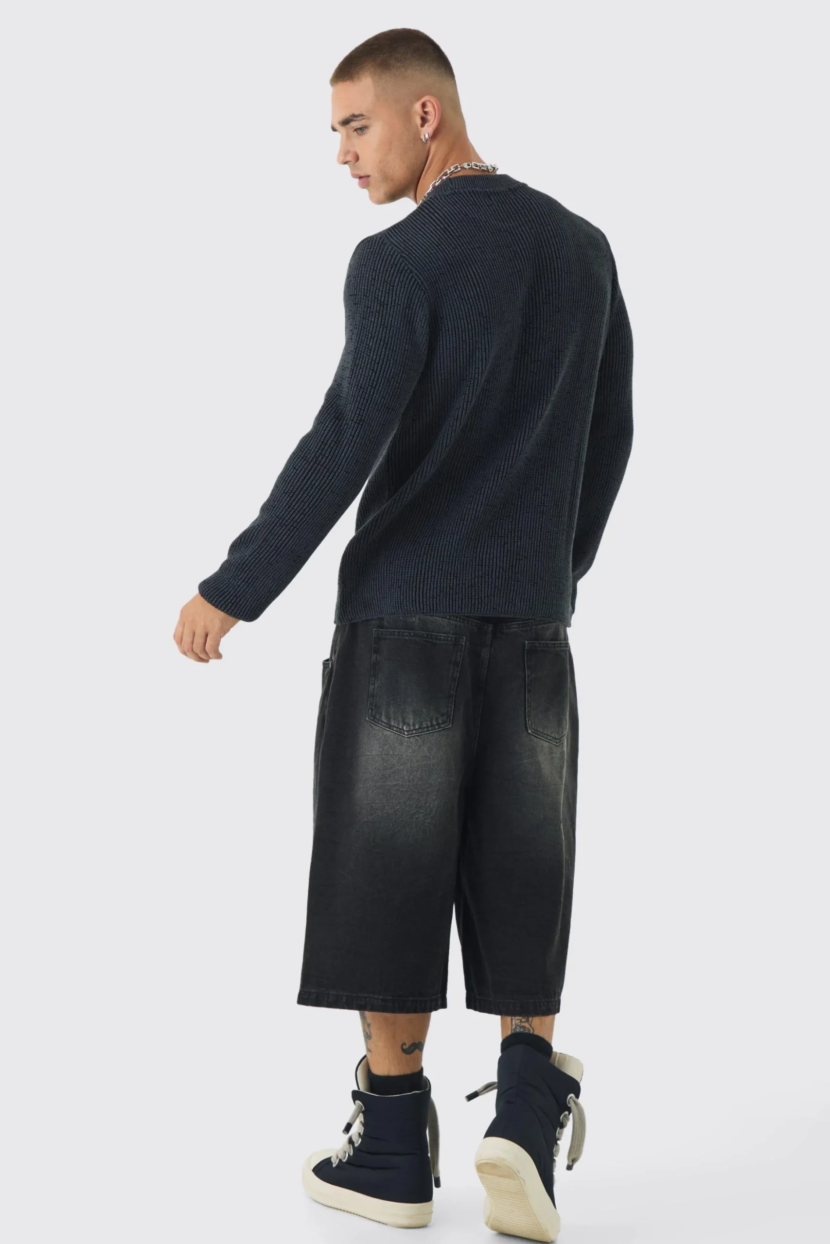 Regular Crew Neck Plated Ribbed Knit Jumper | BoohooMAN UK