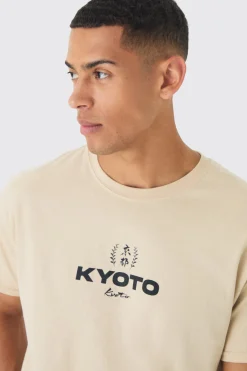 Regular Fit Kyoto Graphic T-Shirt | BoohooMAN UK