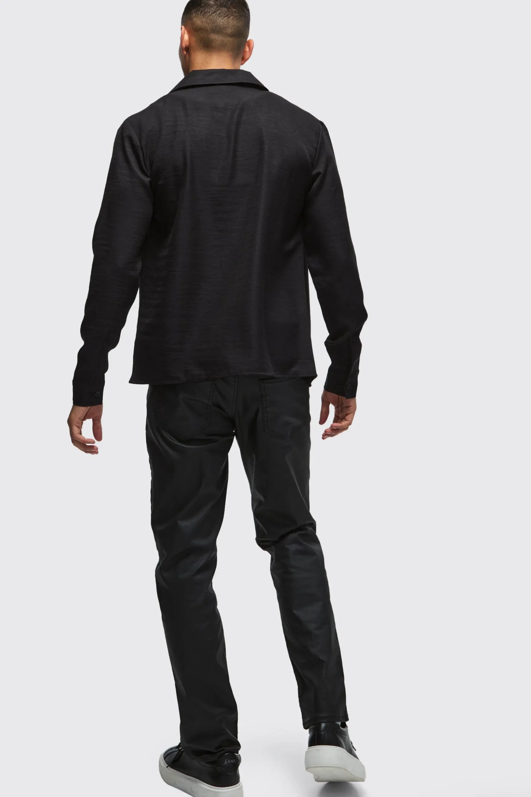 Regular Fit Long Sleeve Linen Shirt | BoohooMAN UK
