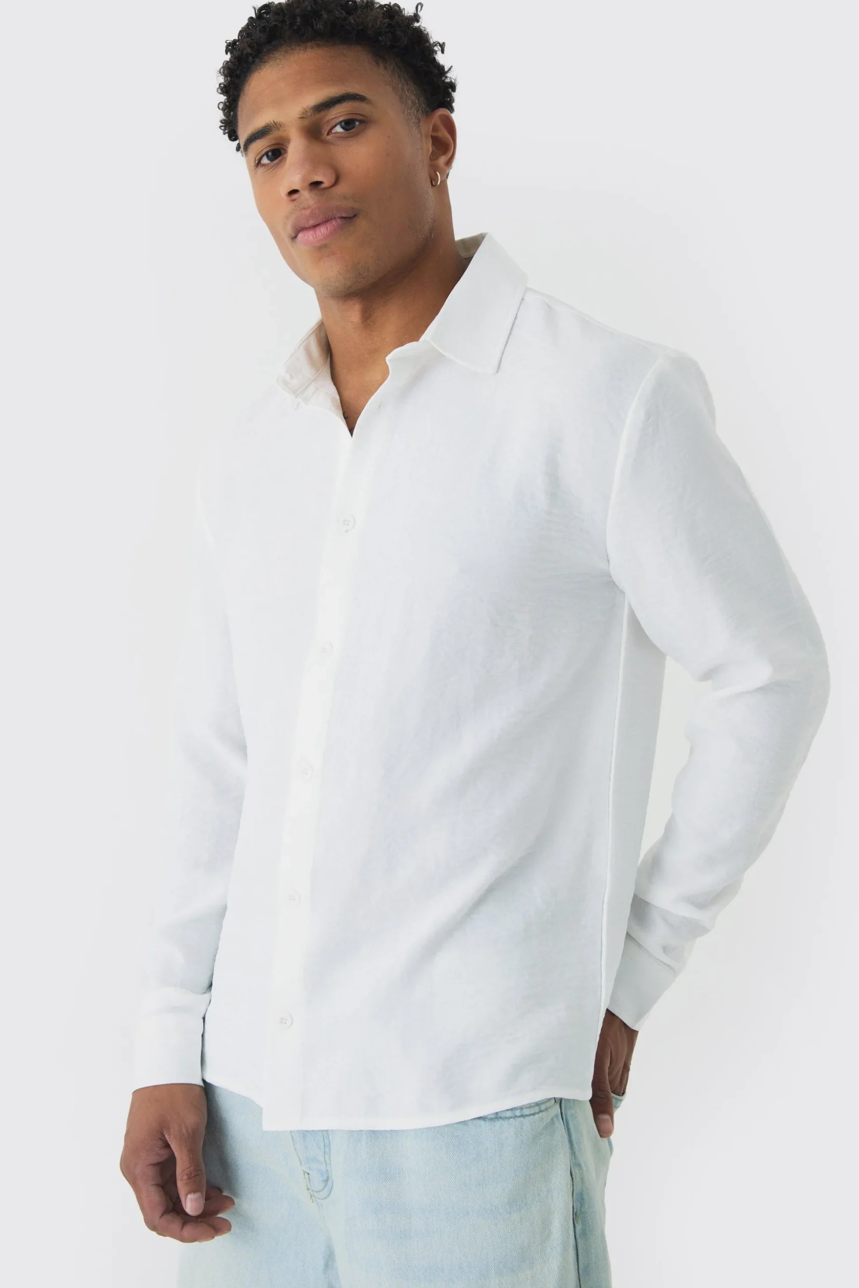 Regular Fit Long Sleeve Linen Shirt | BoohooMAN UK