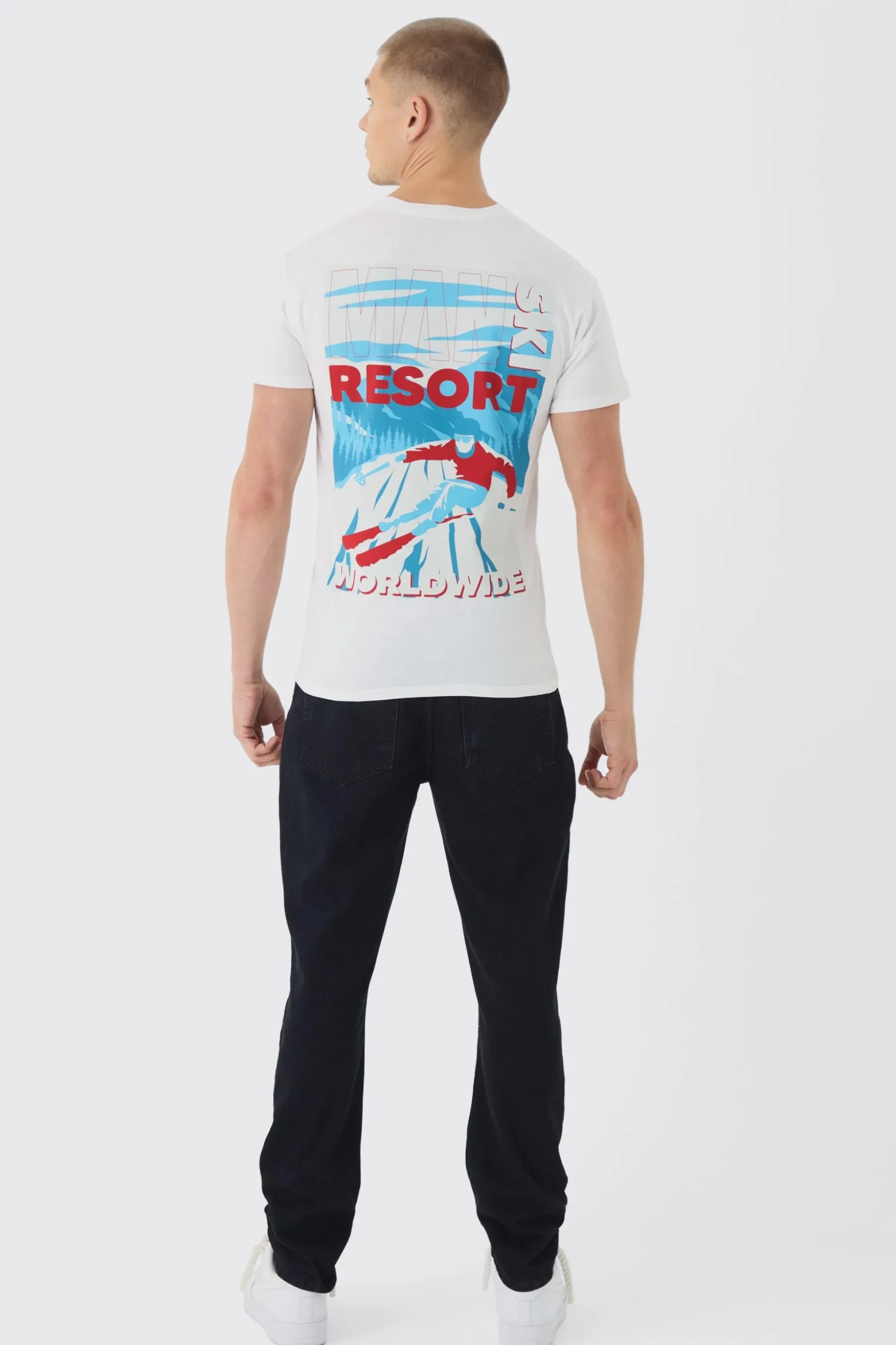 Regular Fit Man Ski Resort Print T-Shirt | BoohooMAN UK