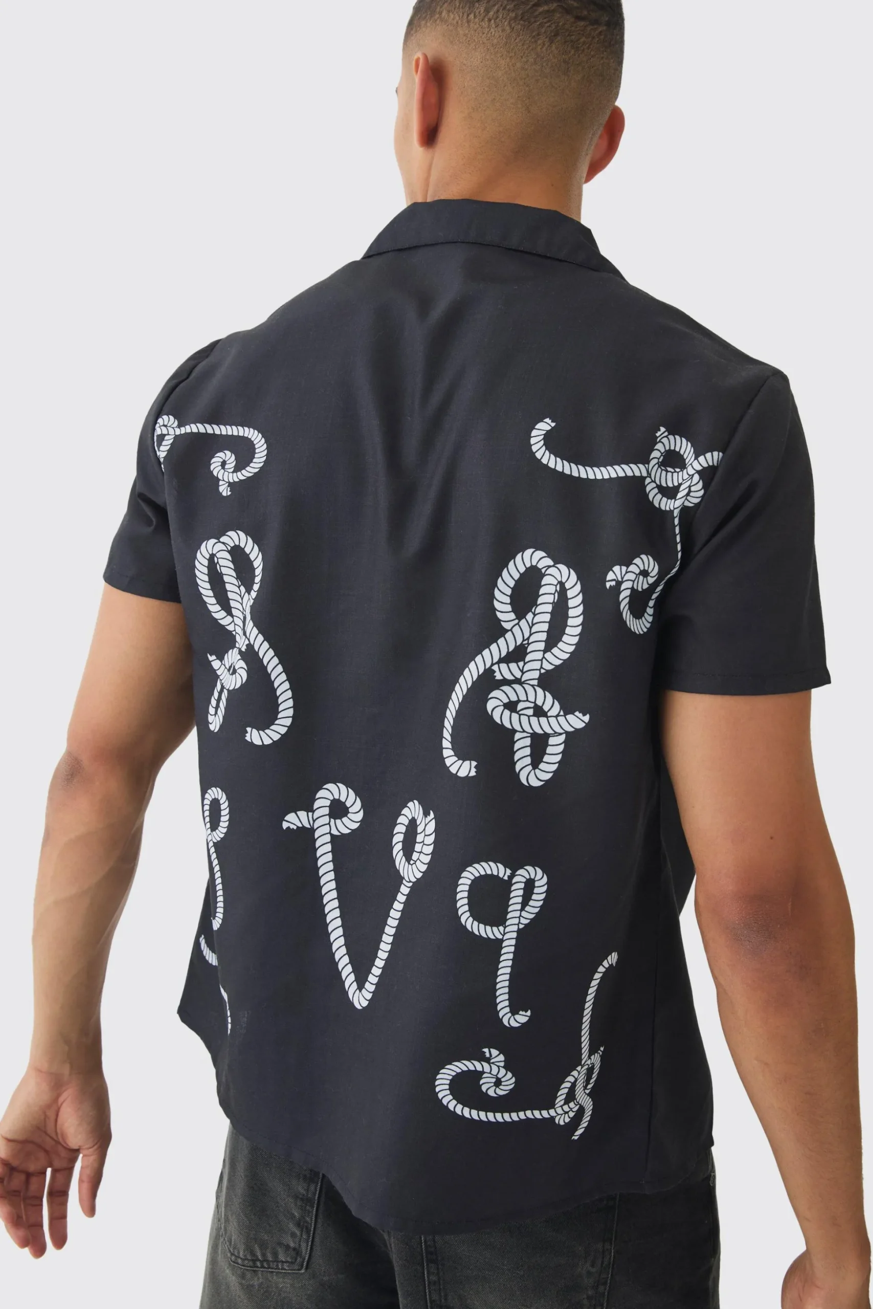 Regular Fit OFCL Contrast Print Revere Shirt | BoohooMAN UK