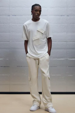 Regular Fit Placement Pocket T-shirt & Jogger Set | BoohooMAN UK