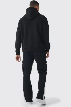 Regular Fit Raw Hem Gusset Cargo Jogger | BoohooMAN UK