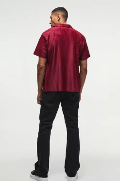 Regular Fit Revere Pleated Shirt | BoohooMAN UK